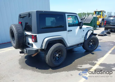 2013 Jeep Wrangler Sport z USA, uszkodzony, nr VIN 1C4AJWAG4DL638708